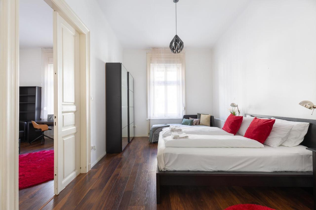 Red Dot One - New Unit In Heart Of Jewish Quarter Lägenhet Budapest Exteriör bild