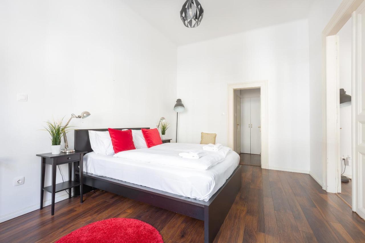 Red Dot One - New Unit In Heart Of Jewish Quarter Lägenhet Budapest Exteriör bild