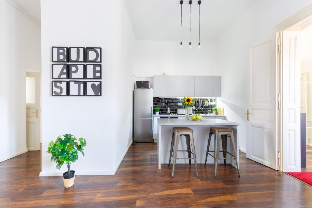 Red Dot One - New Unit In Heart Of Jewish Quarter Lägenhet Budapest Exteriör bild